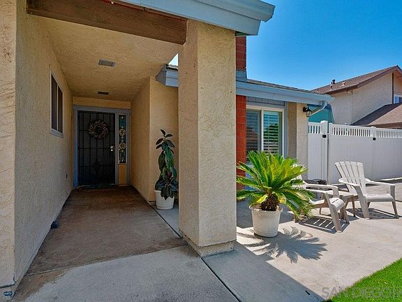 3rd image of 14565 Miguel Ln