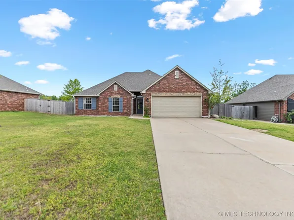 206 W 52nd St, Sand Springs, OK 74063