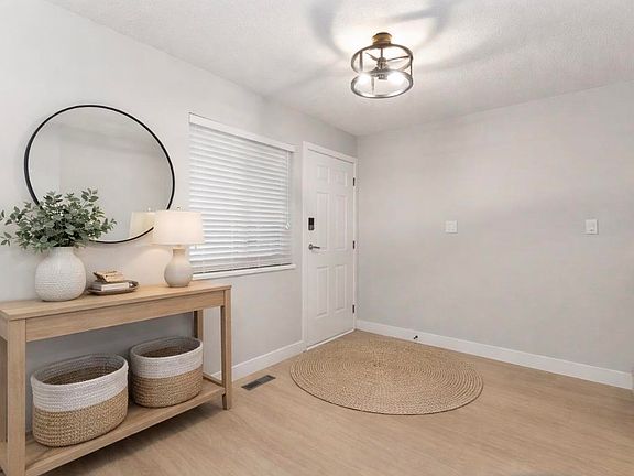 5th image of 27272 32nd Ave #10