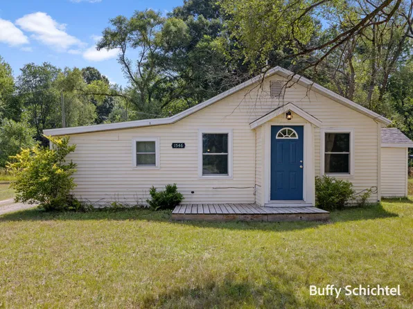 1546 S Walker Rd, Muskegon, MI 49442