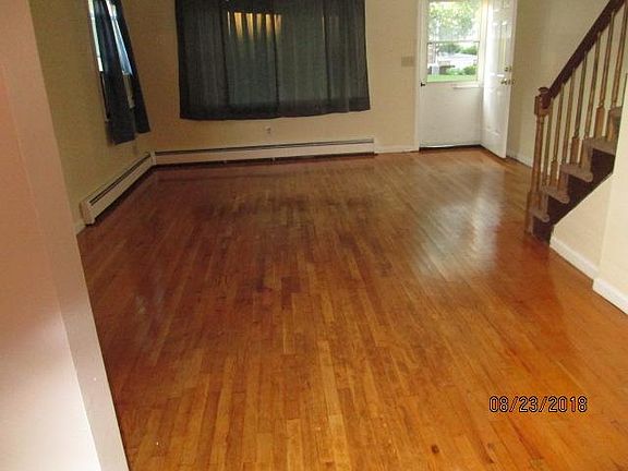 LIVING ROOM HARDWOOD FLOORS