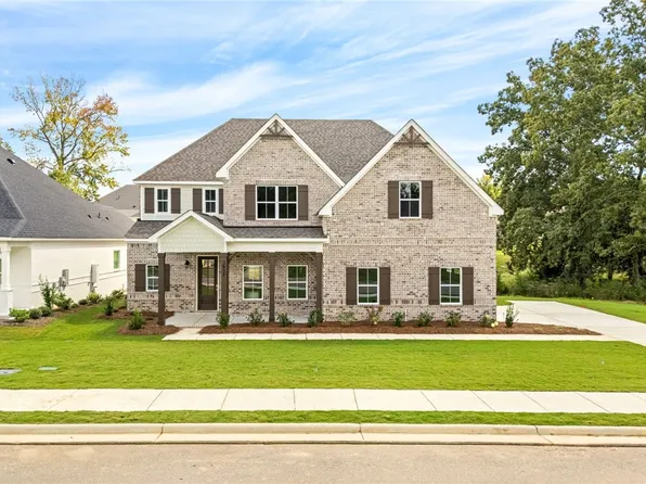 2657 Cool Stone Bend Dr, Auburn, AL 36832