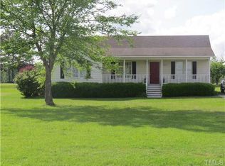 101 Creekstone Dr, Benson, NC 27504