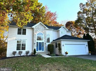 606 Gable Ct, Williamstown, NJ 08094