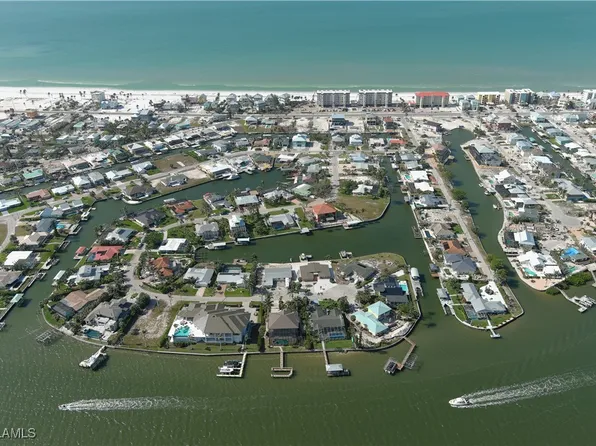 5310 Williams Dr, Fort Myers Beach, FL 33931