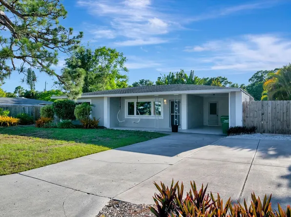 5015 Eastchester Dr, Sarasota, FL 34234