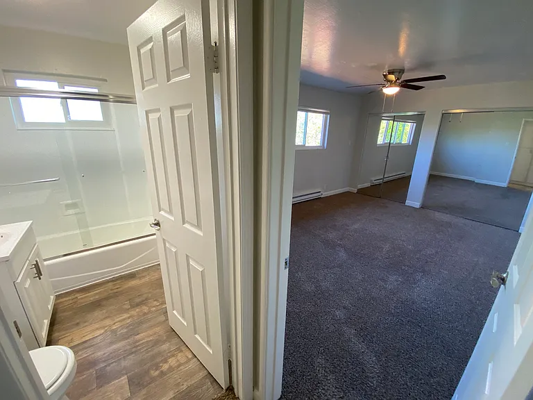 Mosaic Apartments — Photo 11