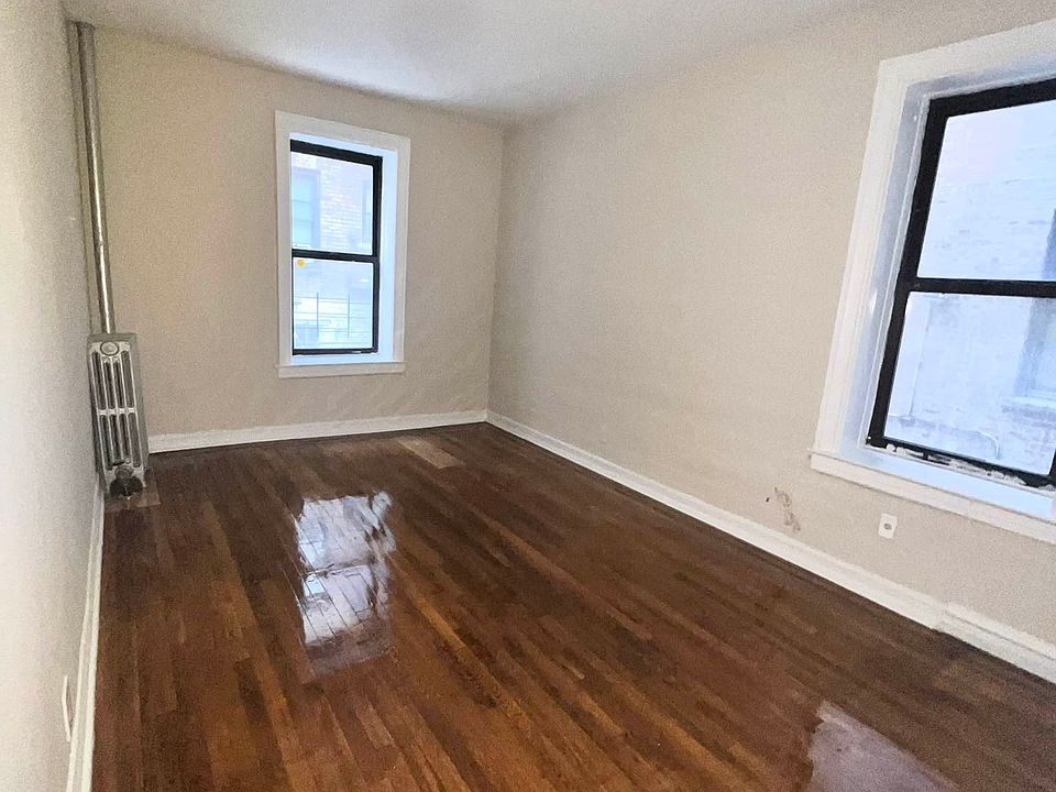 2nd image of 3400 Tryon Ave #S9