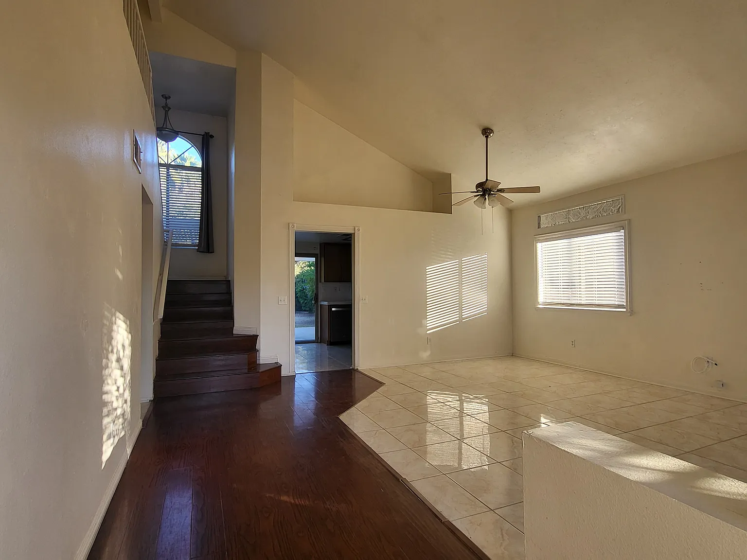 4 bed, 1561 sqft, $3,000 — Photo 4
