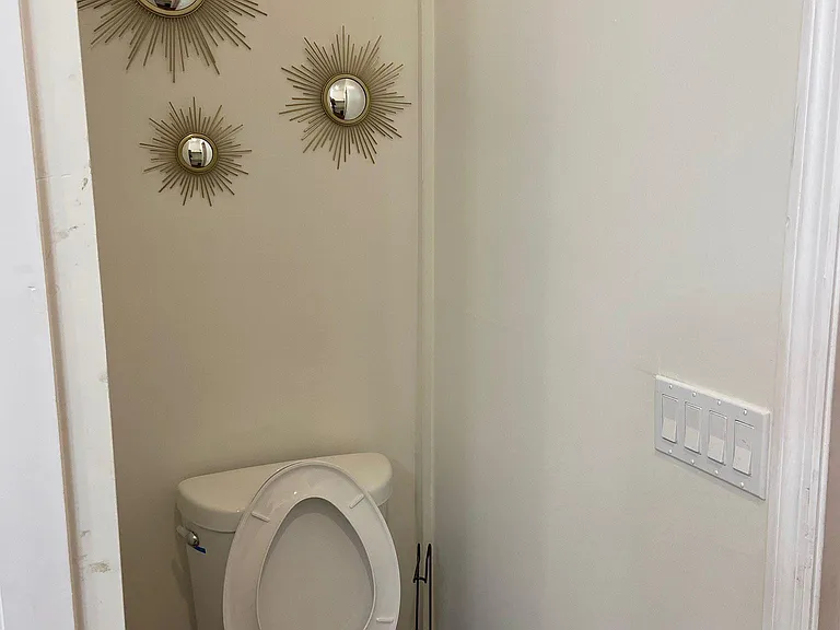 3213 Lealand Ln — Photo 3