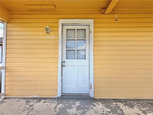 2 bed, 1.0 bath, 720 sqft, $1,250 — Photo 2