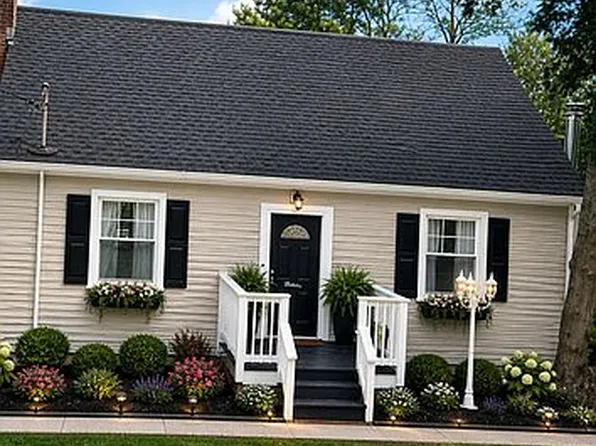 159 Clapboard Ridge Rd, Danbury, CT 06811