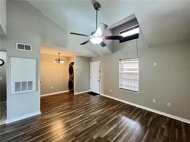 2330 Edenborn Ave #319 — Photo 7