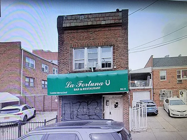 9911 39th Ave, Corona, NY 11368