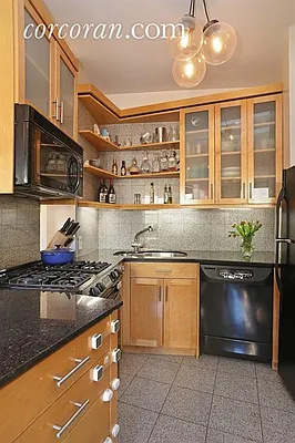 Sold by Corcoran | media 32