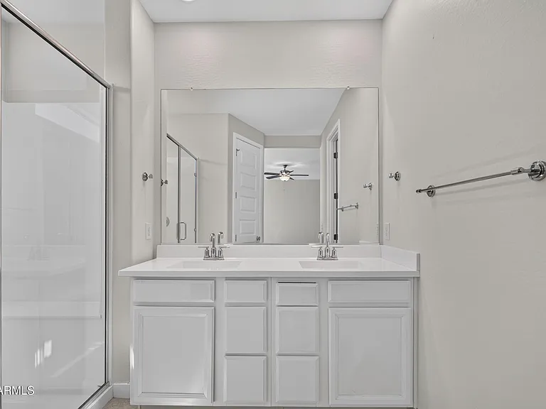 3737 S 64th Ln — Photo 26