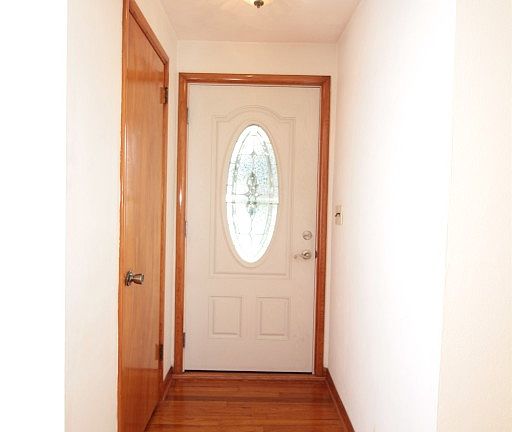 2nd image of 10 Belair Dr