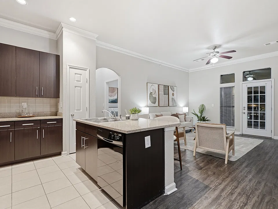 Riverwalk Apartments