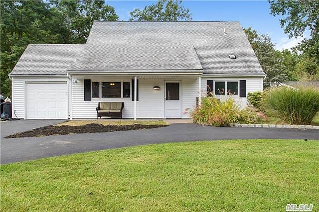 1st image of 41 Patricia Ln
