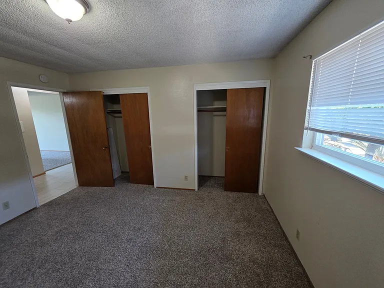 2201-2221 Princeton Dr — Photo 25