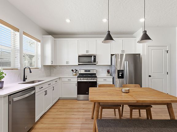 2nd image of 9387 N Vernham Ln