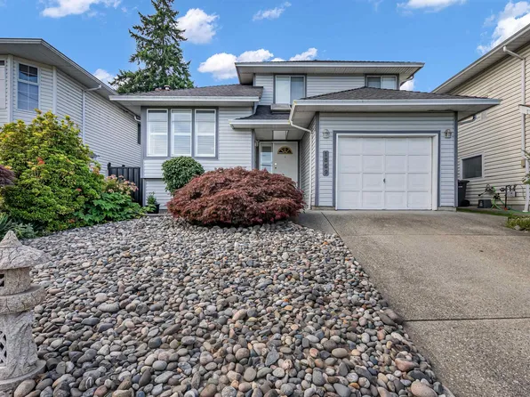 1869 Harbour St, Pt Coquitlam, BC V3C 1A4