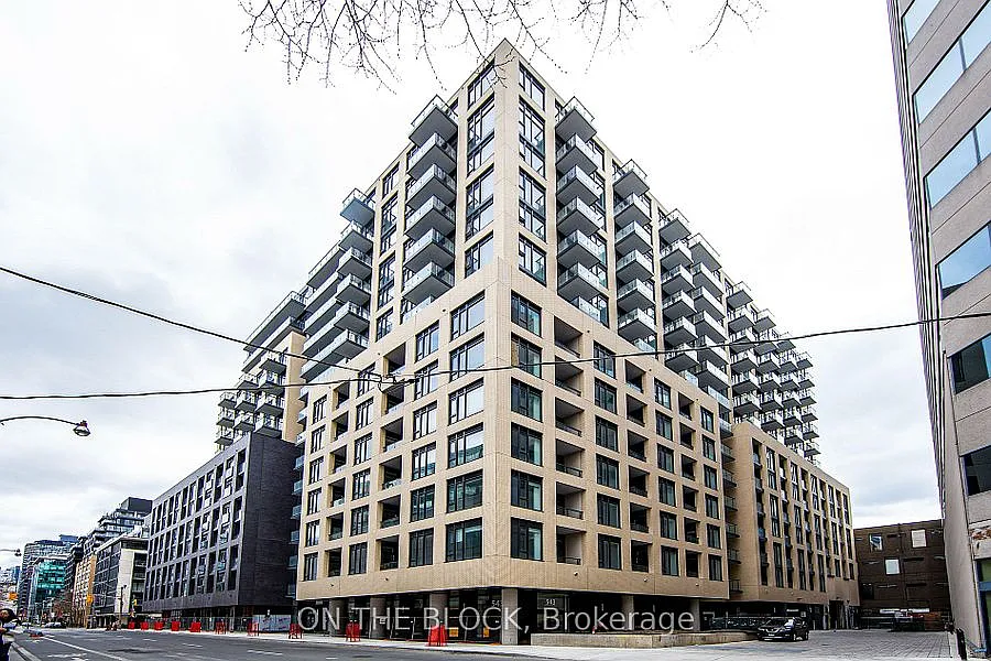 543 Richmond (543 Richmond Residences at Portland) — Photo 1