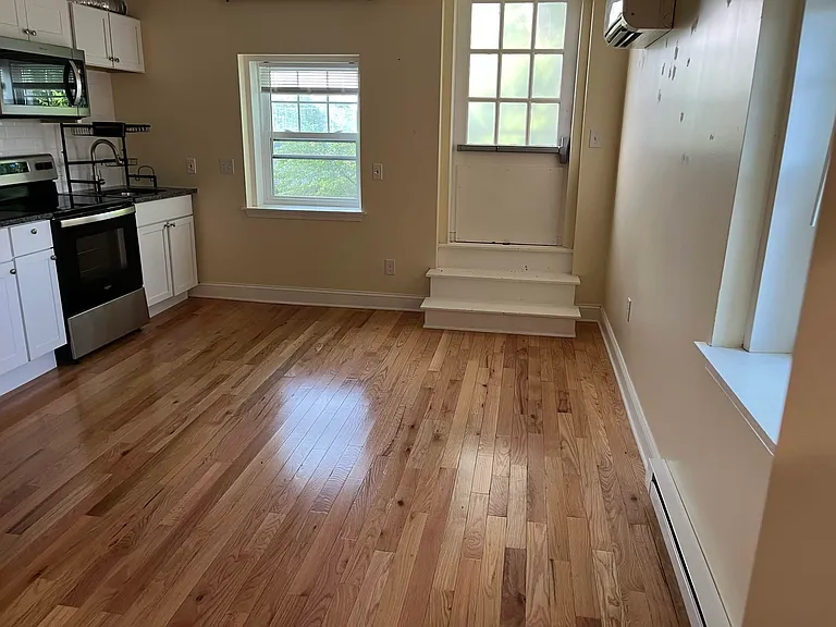 1304 N Rodney St #3B — Photo 9