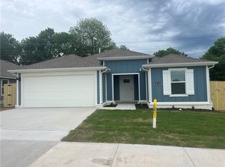 2578 N Snowball Dr, Fayetteville, AR 72704