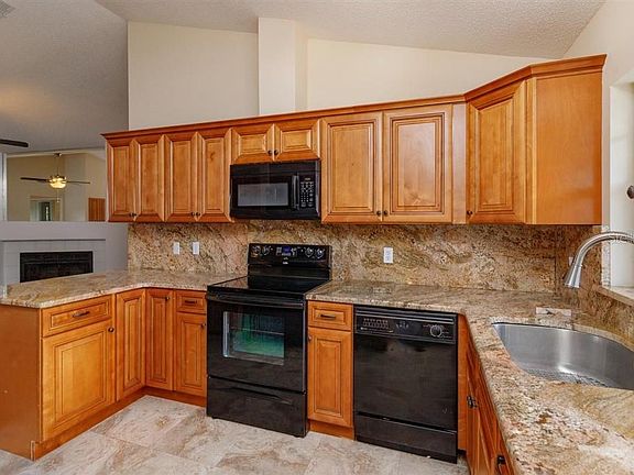 3rd image of 2720 Kenora Ct