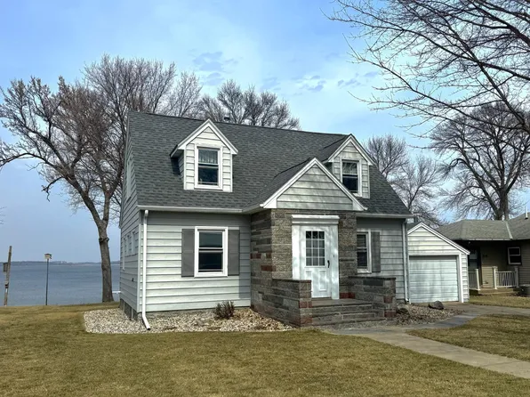 103 E Lake St, Osakis, MN 56360