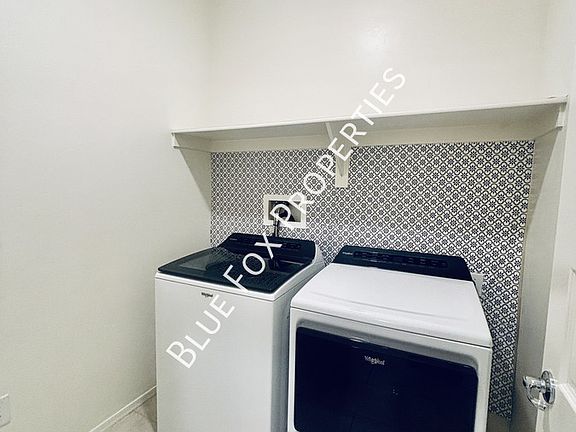 4th image of 10232 N Crooked Peak Trl
