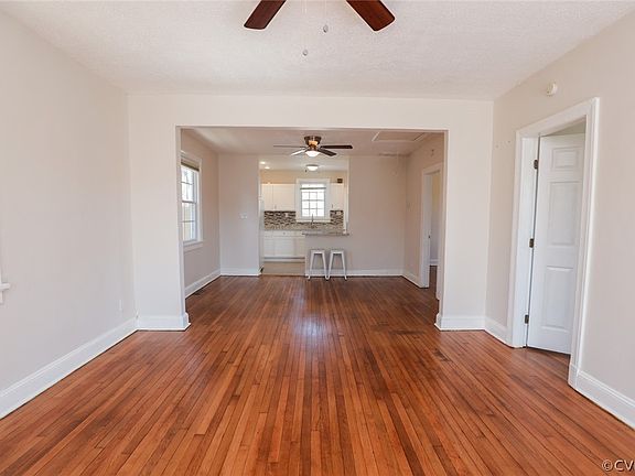 5th image of 2605 Bainbridge St