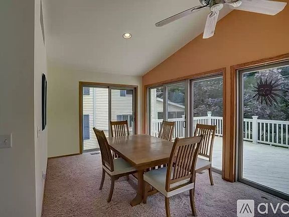 5th image of 2296 Tower Dr #1