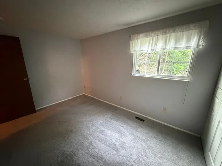 29 Shadow Dr — Photo 18