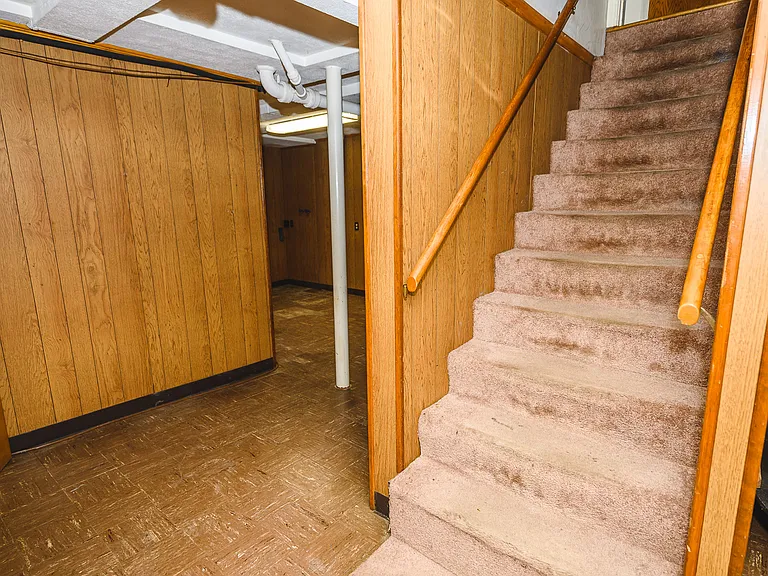 2709 Goldsmith Ln — Photo 27