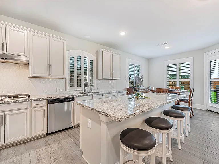 2714 Ahnya Ln — Photo 10