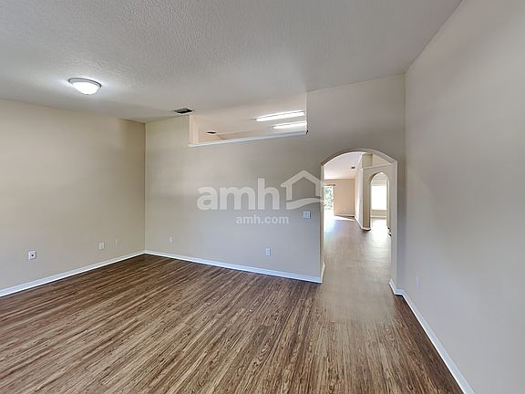 4th image of 31832 Grand Reserve Pl