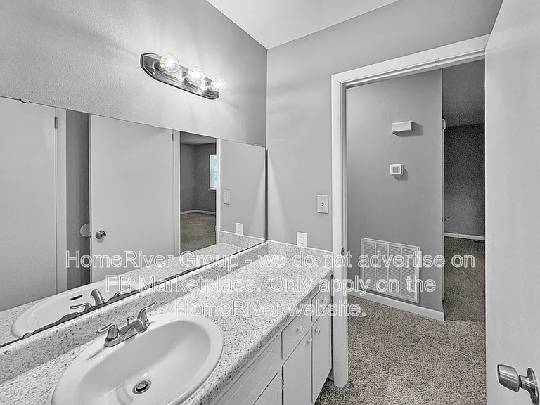 703 Barlow Way — Photo 14