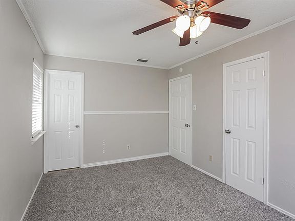 5th image of 1014 Bay Shore Dr