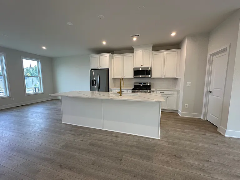 124 Galaxy Pl — Photo 12