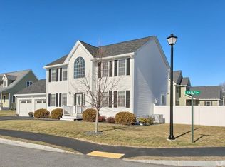 6 Amalfi Rd, Methuen, MA 01844