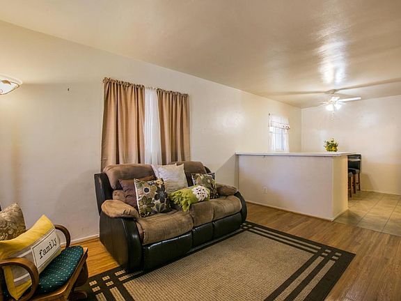 FOTOVAN.com_9002 Claremont (006)