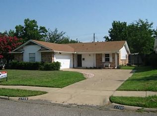 2709 Peach Tree Ln, Irving, TX 75062
