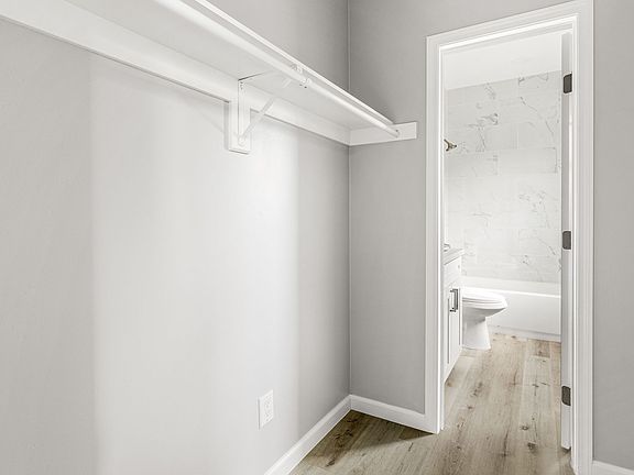 5th image of 2088 Kearney Ave #1