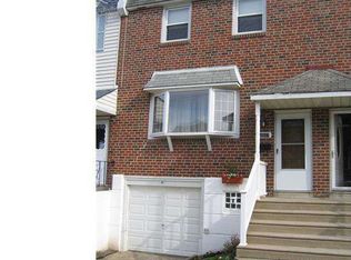 10227 Kilburn Rd, Philadelphia, PA 19114