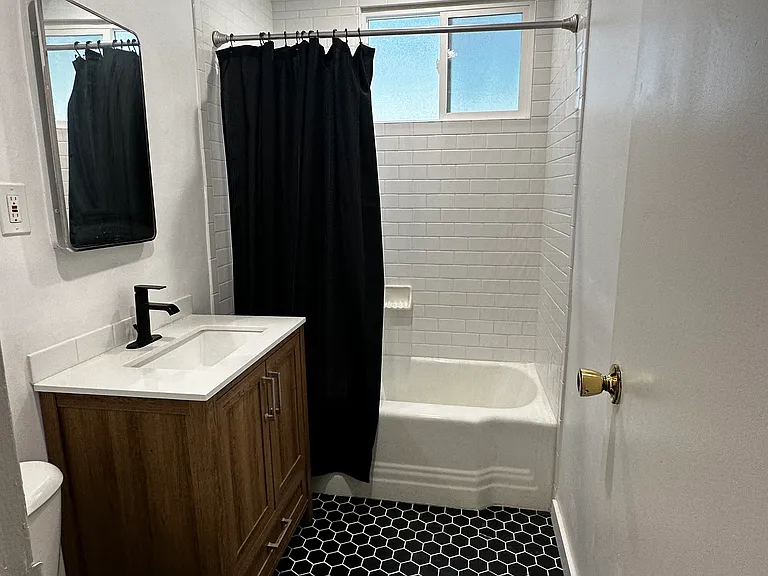 323 N Chevy Chase Dr #A — Photo 13