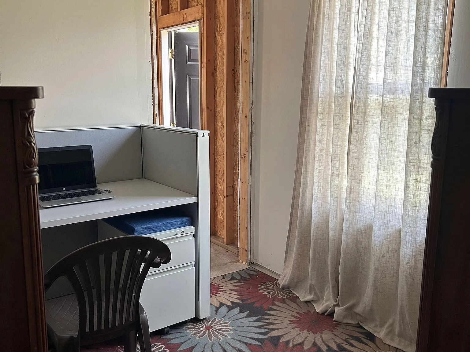 1 bed, 1.0 bath, 700 sqft, $451 — Photo 2