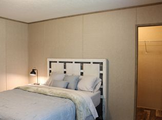 2902 Duncan Dr, Oyster Creek, TX 77541