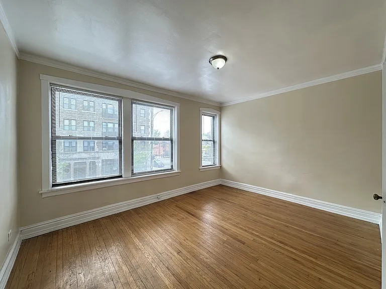 1670 W Pratt Blvd #3 — Photo 15